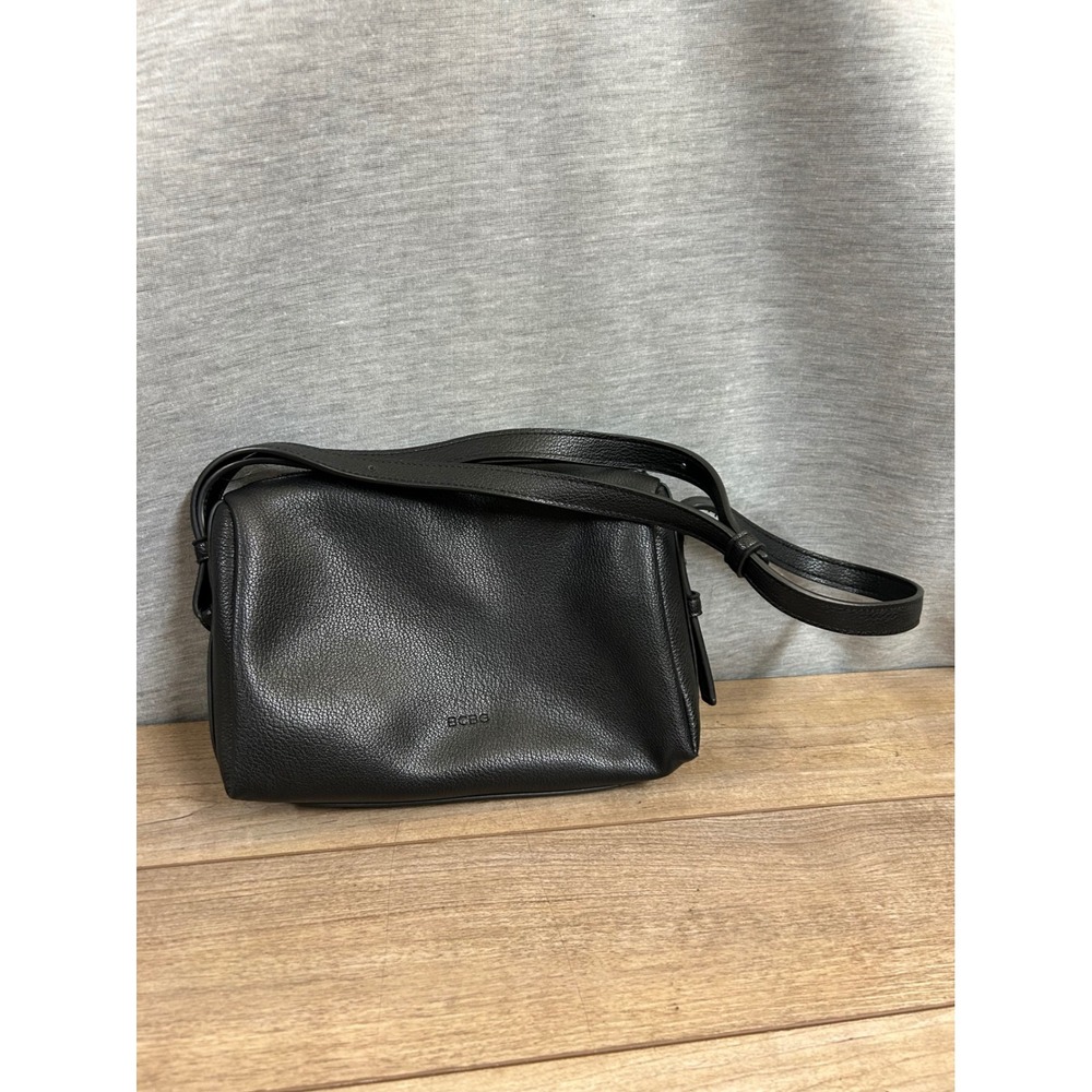 BCBG Black Pebbled Faux Leather Crossbody Bag Silver Hardware Adjustable Strap